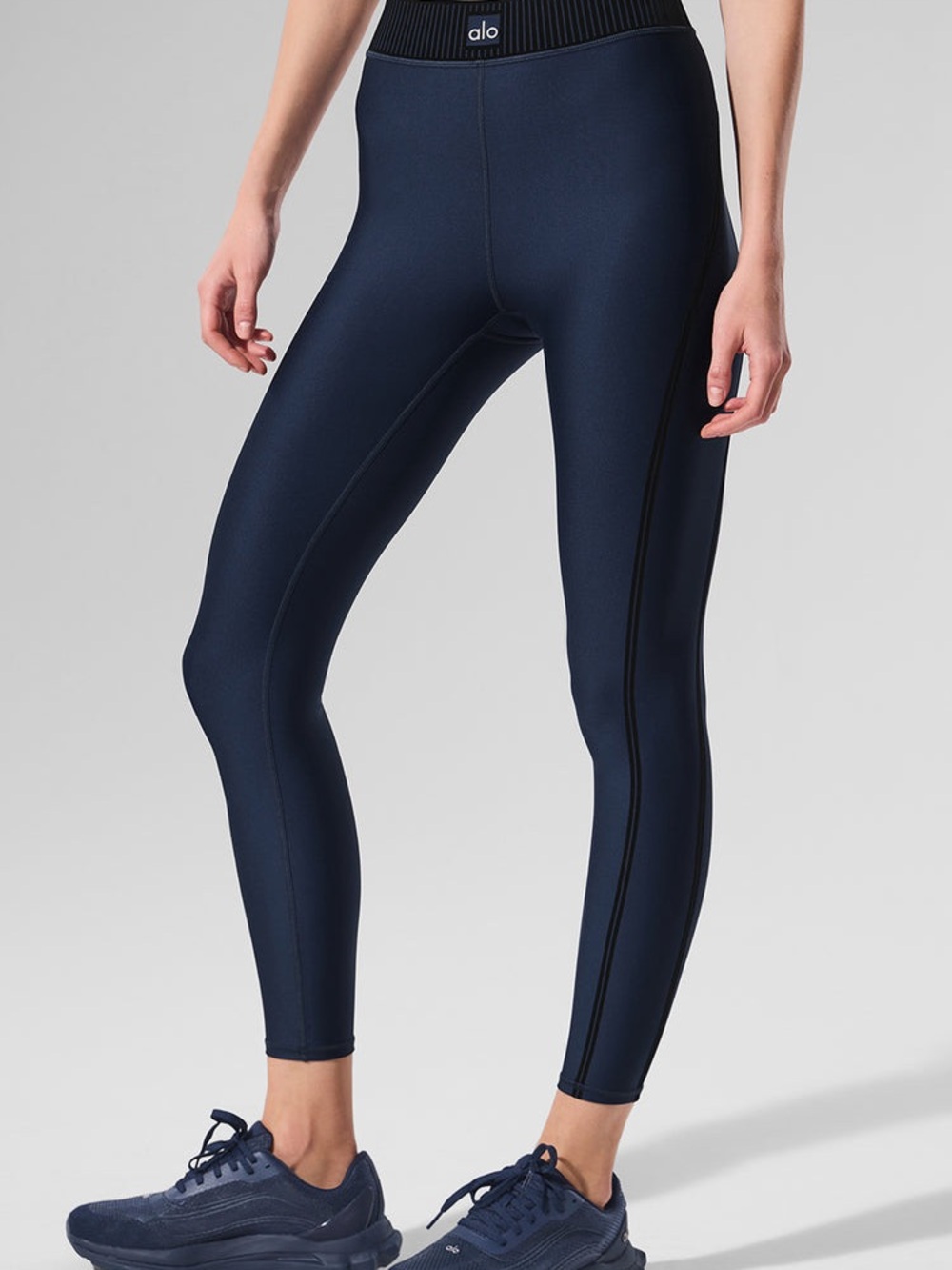 ALO Yoga Airlift High-Waist 7/8 Line Up Legging - Size XS